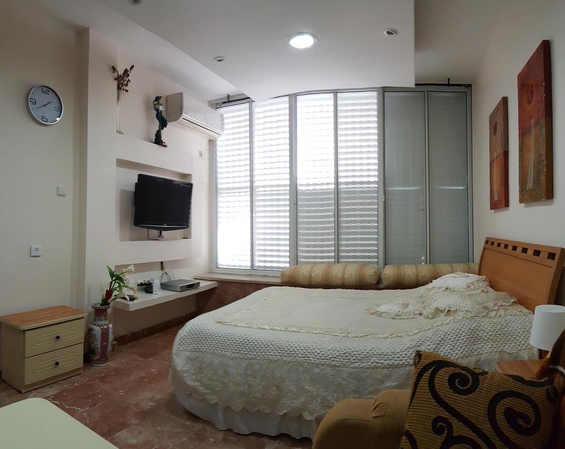 Ezore Yam Apartmens - Elmali'Akh St. 4 Bat Yam Exterior photo